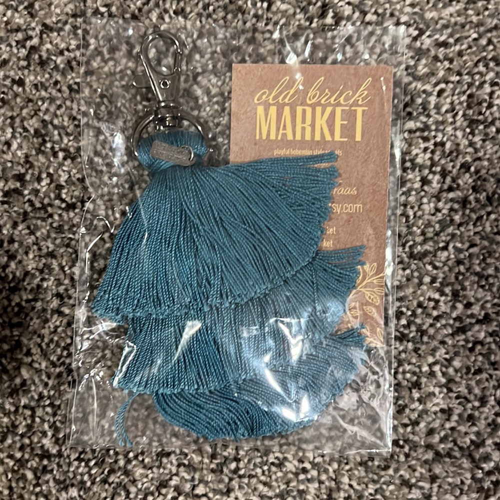 New Old Brick Market Tassel Teal